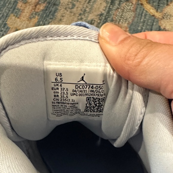 Air Jordan 1 Low University Blue Womens - Picture 10 of 11